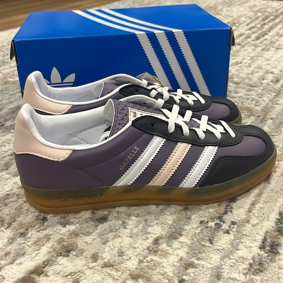 adidas Shoes - Adidas Gazelle